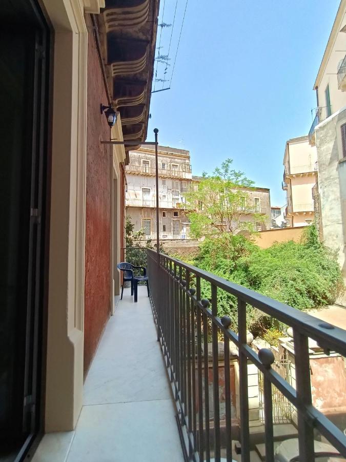 Stesicoro Art Home, In Centro Storico A Катания Екстериор снимка